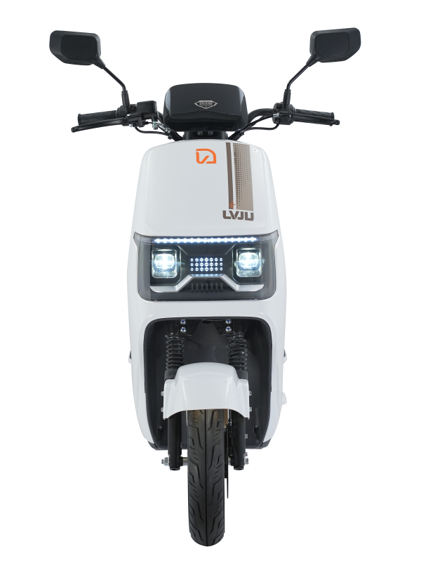 E01