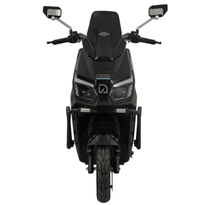 Electric motorcycle with modern design, ideal for city commuting and outdoor adventures, featuring advanced battery technology and eco-friendly performance.